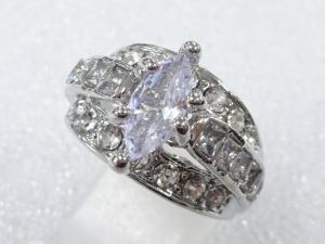 クリスタル　指輪(20号)